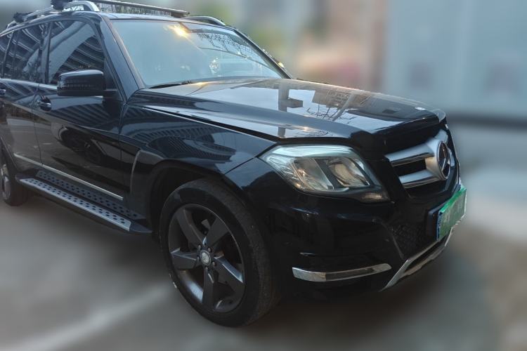 Used Mercedes-Benz GLK-Class 2013 GLK 300 4MATIC Dynamic Sunroof Model Front Right 45 Deg
