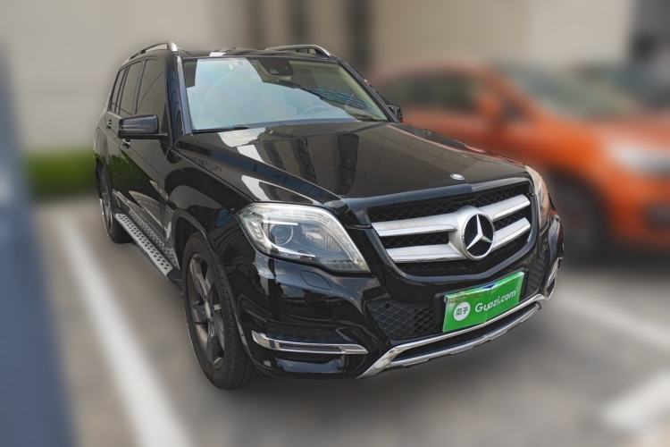 Used Mercedes-Benz GLK-Class 2013 Facelift GLK 300 4MATIC Fashion Edition Front Right 45 Deg