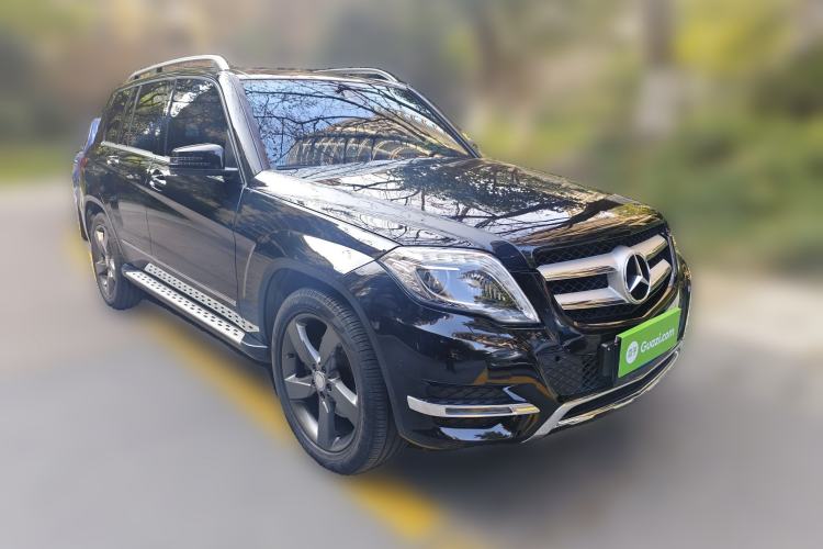 Used Mercedes-Benz GLK-Class 2013 Facelift GLK 300 4MATIC Fashion Edition Front Right 45 Deg