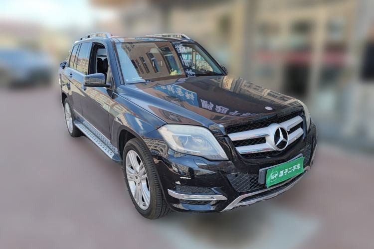 Used Mercedes-Benz GLK-Class 2013 GLK 300 4MATIC Fashion Model Front Right 45 Deg