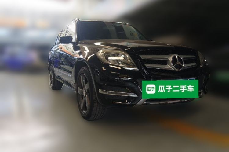 Used Mercedes-Benz GLK-Class 2013 GLK 300 4MATIC Dynamic Sunroof Model Front Right 45 Deg