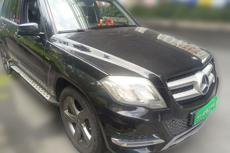 Used Mercedes-Benz GLK-Class 2013 GLK 300 4MATIC Dynamic Sunroof Model Front Right 45 Deg