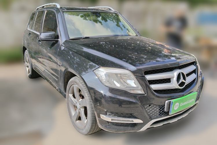 Used Mercedes-Benz GLK-Class 2013 GLK 300 4MATIC Dynamic Sunroof Model Front Right 45 Deg