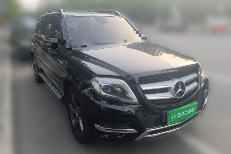 Used Mercedes-Benz GLK-Class 2013 GLK 300 4MATIC Luxury Model Front Right 45 Deg
