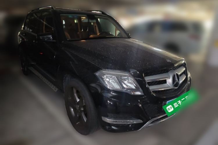 Used Mercedes-Benz GLK-Class 2013 GLK 300 4MATIC Dynamic Sunroof Model Front Right 45 Deg
