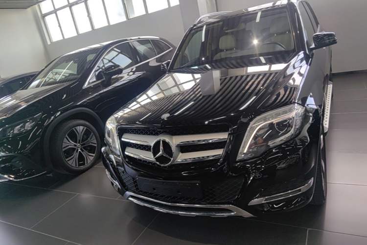 Used Mercedes-Benz GLK-Class 2013 GLK 300 4MATIC Dynamic Sunroof Model Front