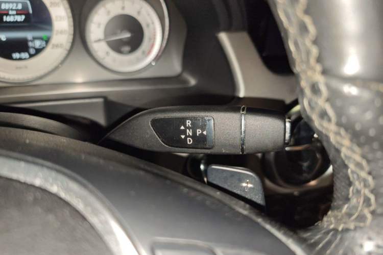 Used Mercedes-Benz GLK-Class 2013 GLK 300 4MATIC Fashion Model Gear Lever