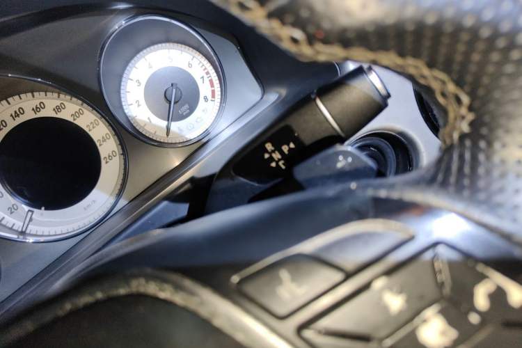 Used Mercedes-Benz GLK-Class 2013 GLK 300 4MATIC Dynamic Sunroof Model Gear Lever