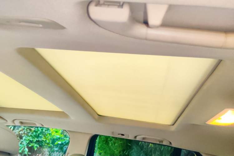Used Mercedes-Benz GLK-Class 2013 GLK 300 4MATIC Dynamic Sunroof Model Headliner
