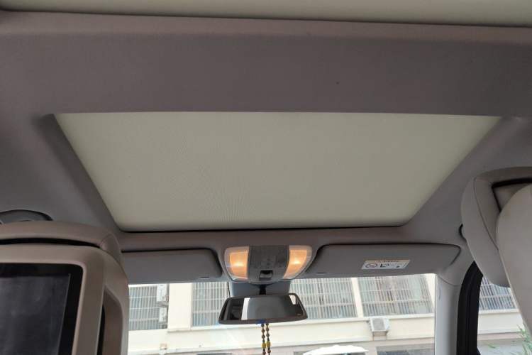 Used Mercedes-Benz GLK-Class 2013 Facelift GLK 300 4MATIC Fashion Edition Headliner