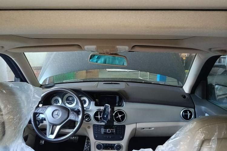 Used Mercedes-Benz GLK-Class 2013 GLK 300 4MATIC Dynamic Sunroof Model Headliner