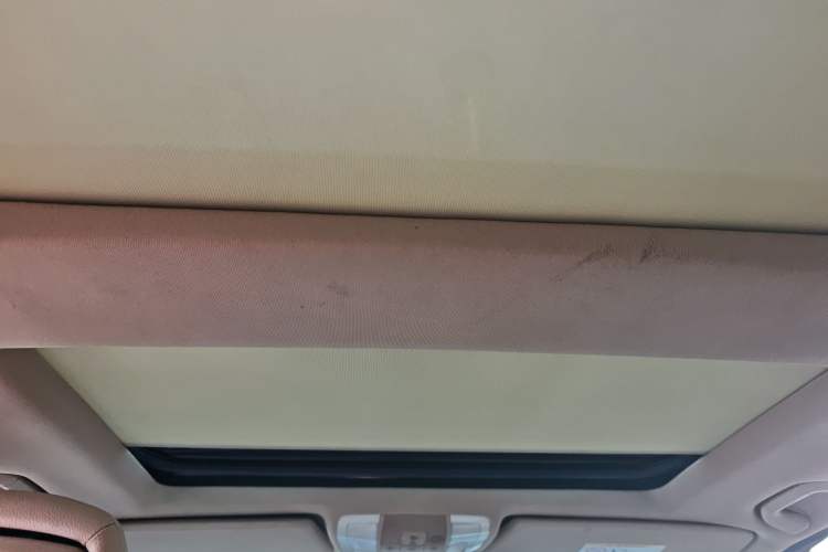 Used Mercedes-Benz GLK-Class 2013 Facelift GLK 300 4MATIC Fashion Edition Headliner