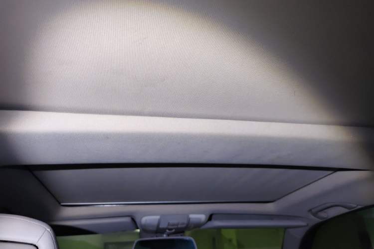Used Mercedes-Benz GLK-Class 2013 GLK 300 4MATIC Dynamic Sunroof Model Headliner