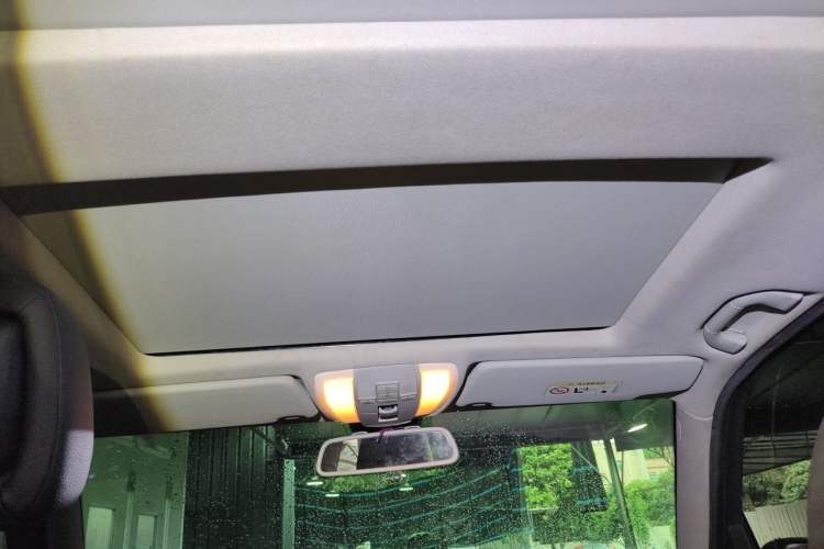 Used Mercedes-Benz GLK-Class 2013 GLK 300 4MATIC Dynamic Sunroof Model Headliner