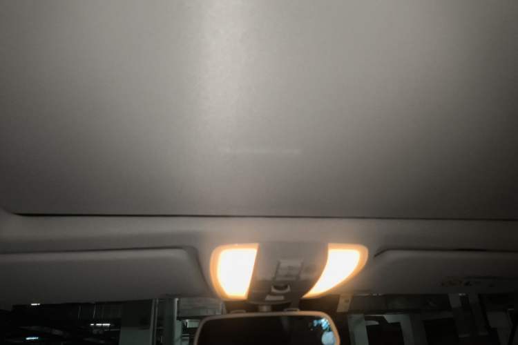 Used Mercedes-Benz GLK-Class 2013 GLK 300 4MATIC Dynamic Sunroof Model Headliner