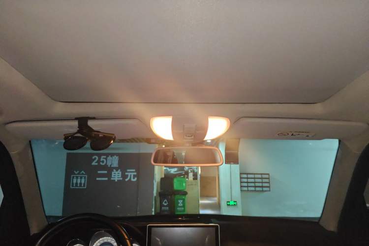 Used Mercedes-Benz GLK-Class 2013 GLK 300 4MATIC Dynamic Sunroof Model Headliner