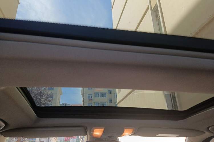 Used Mercedes-Benz GLK-Class 2013 Facelift GLK 300 4MATIC Fashion Edition Headliner