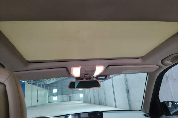 Used Mercedes-Benz GLK-Class 2013 GLK 300 4MATIC Dynamic Sunroof Model Headliner