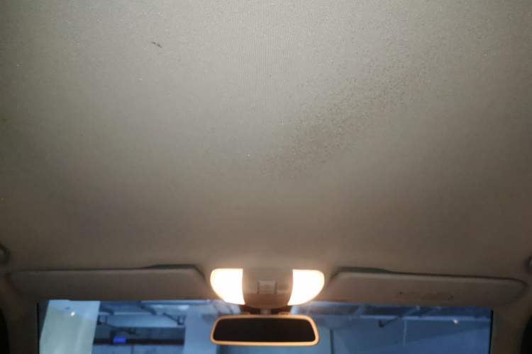 Used Mercedes-Benz GLK-Class 2013 GLK 300 4MATIC Dynamic Edition Headliner