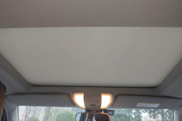 Used Mercedes-Benz GLK-Class 2013 GLK 300 4MATIC Dynamic Sunroof Model Headliner
