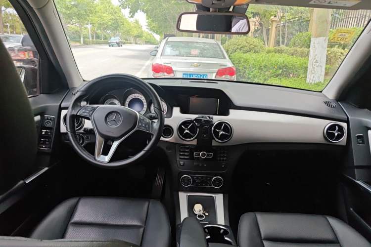 Used Mercedes-Benz GLK-Class 2013 GLK 300 4MATIC Dynamic Sunroof Model Headliner