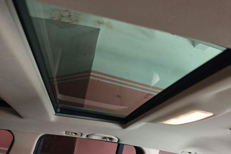 Used Mercedes-Benz GLK-Class 2013 GLK 300 4MATIC Dynamic Sunroof Model Headliner