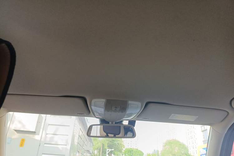 Used Mercedes-Benz GLK-Class 2013 GLK 300 4MATIC Dynamic Edition Headliner