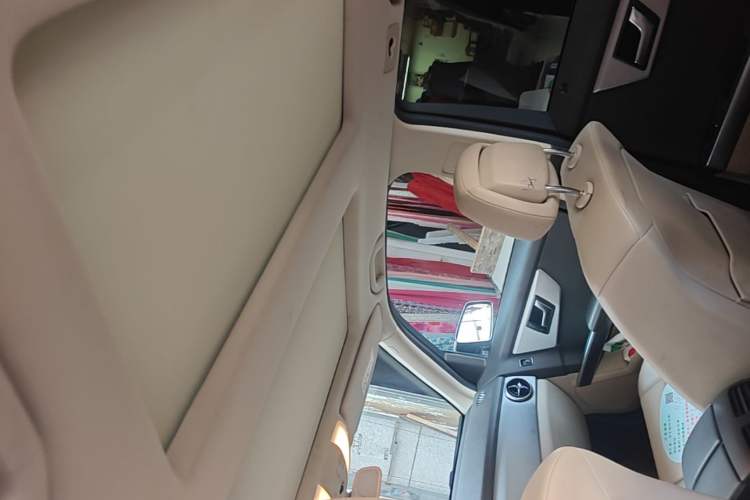 Used Mercedes-Benz GLK-Class 2013 Facelift GLK 300 4MATIC Fashion Edition Headliner