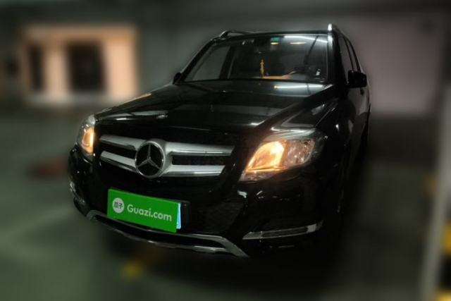 Ojetý Mercedes-Benz GLK-Class 2013 GLK 300 4MATIC Dynamic Sunroof Model