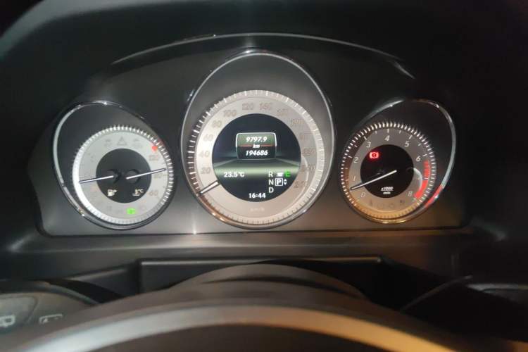 Used Mercedes-Benz GLK-Class 2013 GLK 300 4MATIC Fashion Model Instrument Cluster