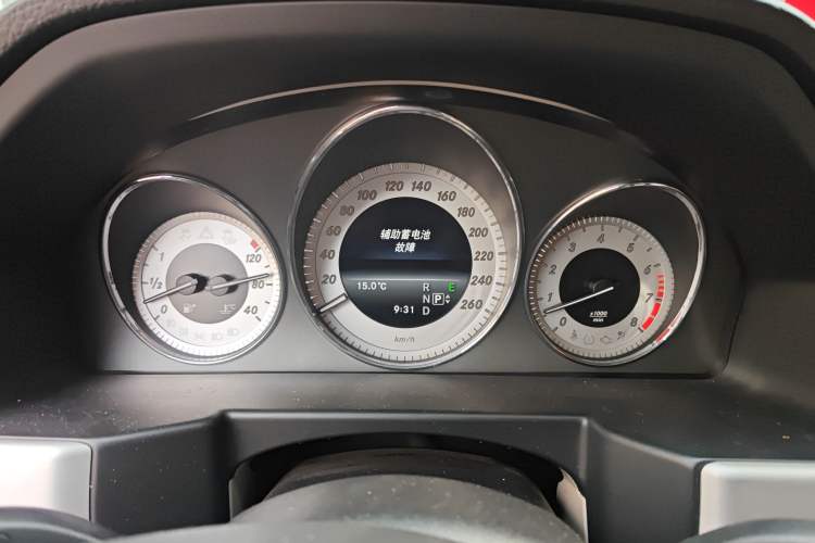 Used Mercedes-Benz GLK-Class 2013 GLK 300 4MATIC Dynamic Sunroof Model Instrument Cluster