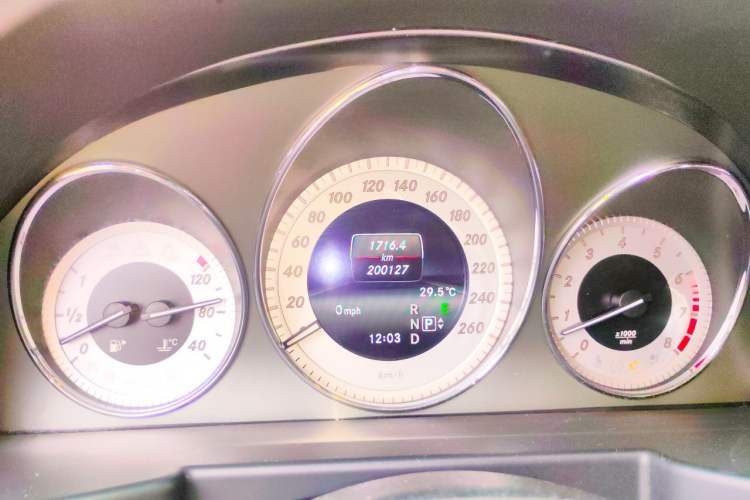 Used Mercedes-Benz GLK-Class 2013 GLK 300 4MATIC Luxury Model Instrument Cluster
