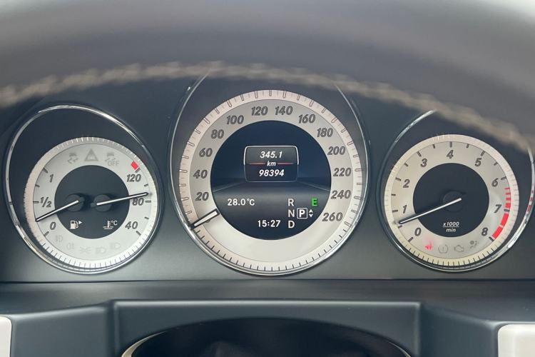 Used Mercedes-Benz GLK-Class 2013 GLK 300 4MATIC Dynamic Sunroof Model Instrument Cluster