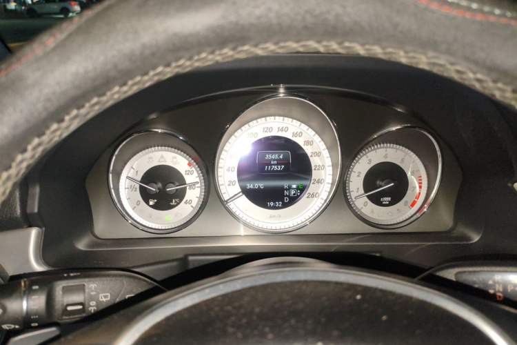 Used Mercedes-Benz GLK-Class 2013 GLK 300 4MATIC Dynamic Edition Instrument Cluster