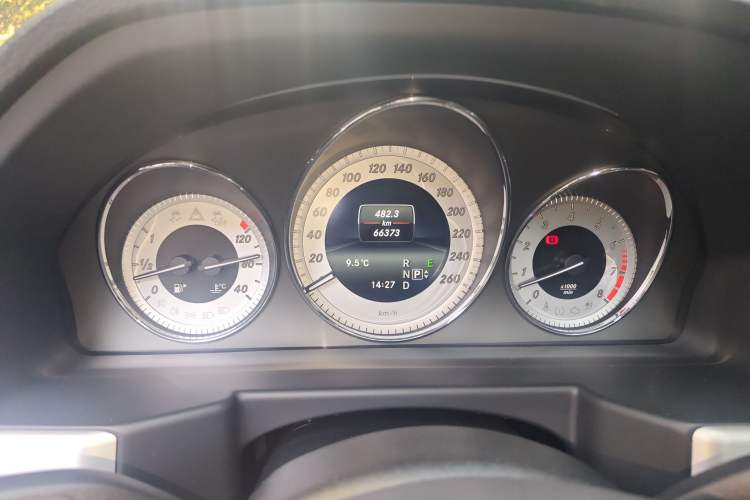 Used Mercedes-Benz GLK-Class 2013 Facelift GLK 300 4MATIC Fashion Edition Instrument Cluster