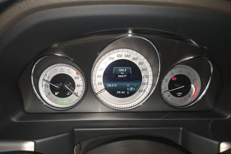 Used Mercedes-Benz GLK-Class 2013 Facelift GLK 300 4MATIC Fashion Edition Instrument Cluster