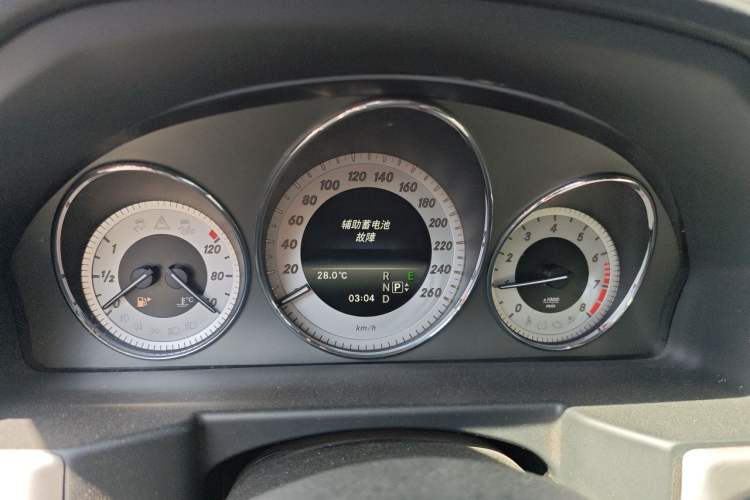 Used Mercedes-Benz GLK-Class 2013 GLK 300 4MATIC Dynamic Edition Instrument Cluster