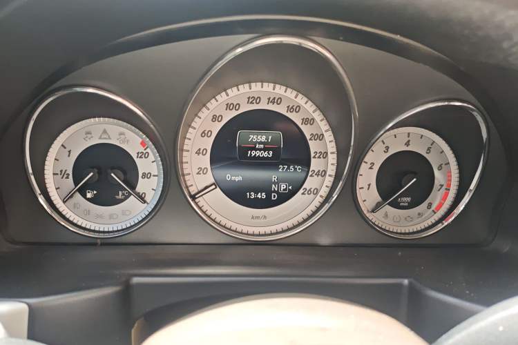 Used Mercedes-Benz GLK-Class 2013 GLK 300 4MATIC Dynamic Edition Instrument Cluster