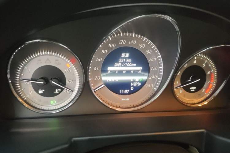 Used Mercedes-Benz GLK-Class 2013 GLK 300 4MATIC Dynamic Edition Instrument Cluster