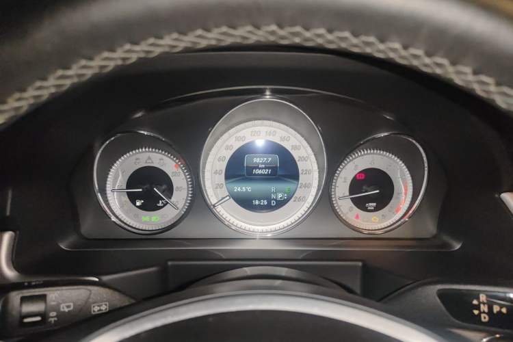 Used Mercedes-Benz GLK-Class 2013 GLK 300 4MATIC Dynamic Sunroof Model Instrument Cluster