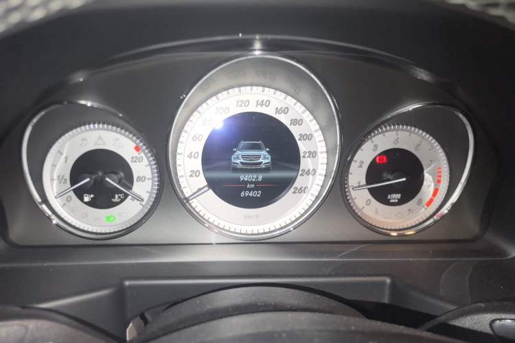 Used Mercedes-Benz GLK-Class 2013 GLK 300 4MATIC Fashion Model Instrument Cluster