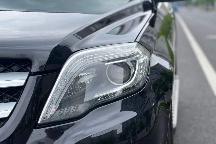 Used Mercedes-Benz GLK-Class 2013 GLK 300 4MATIC Dynamic Sunroof Model Left Front Headlight