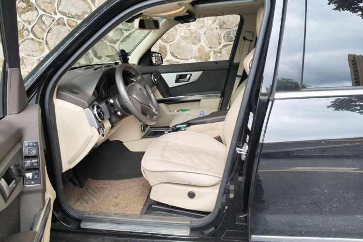 Used Mercedes-Benz GLK-Class 2013 GLK 300 4MATIC Dynamic Sunroof Model Left Front Seat
