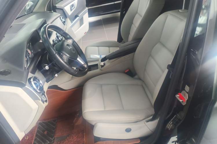 Used Mercedes-Benz GLK-Class 2013 GLK 300 4MATIC Dynamic Edition Left Front Seat