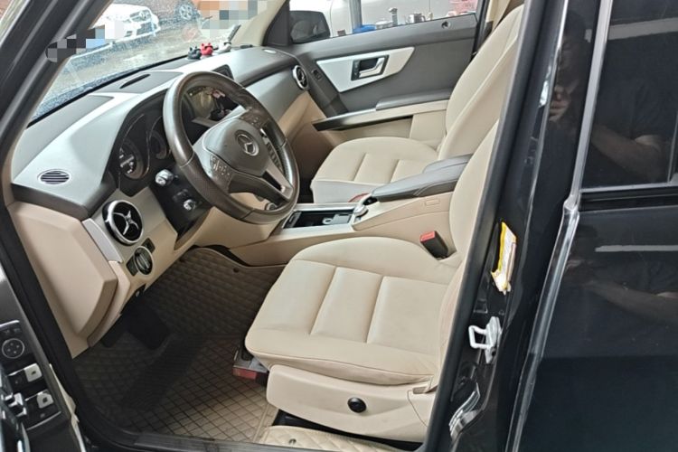 Used Mercedes-Benz GLK-Class 2013 GLK 300 4MATIC Dynamic Edition Left Front Seat