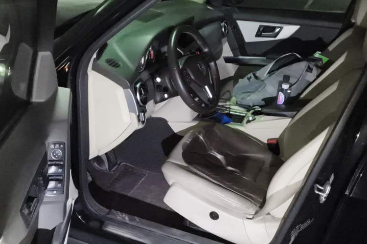 Used Mercedes-Benz GLK-Class 2013 GLK 300 4MATIC Dynamic Sunroof Model Left Front Seat