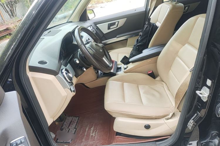 Used Mercedes-Benz GLK-Class 2013 Facelift GLK 300 4MATIC Fashion Edition Left Front Seat