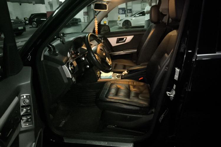 Used Mercedes-Benz GLK-Class 2013 GLK 300 4MATIC Dynamic Sunroof Model Left Front Seat