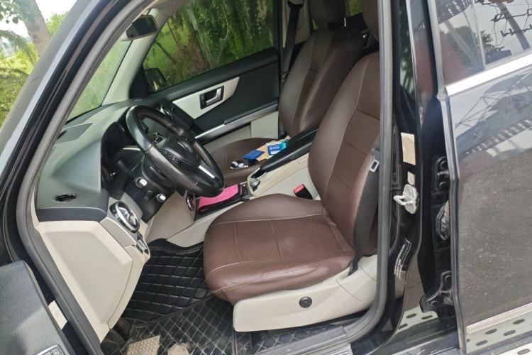 Used Mercedes-Benz GLK-Class 2013 GLK 300 4MATIC Fashion Model Left Front Seat