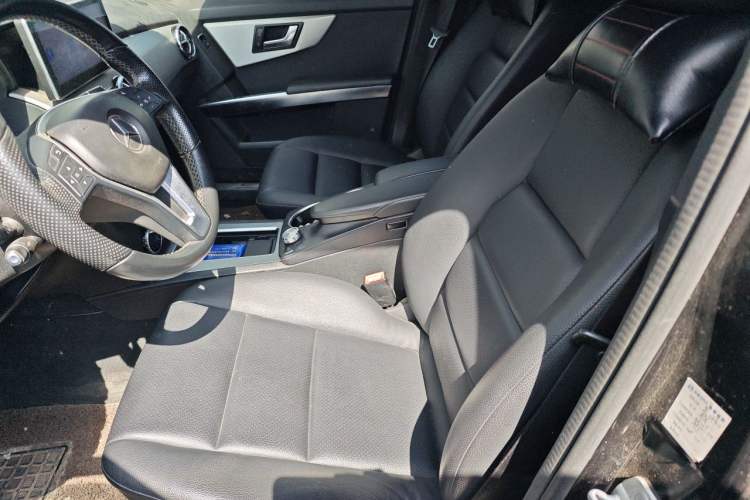 Used Mercedes-Benz GLK-Class 2013 GLK 300 4MATIC Dynamic Edition Left Front Seat